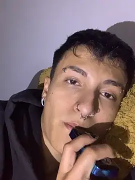 Milan Bach online show from 03/23/26, 04:05