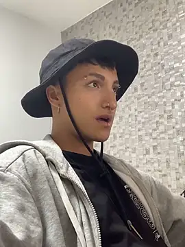 Milan Bach online show from 03/29/26, 07:30