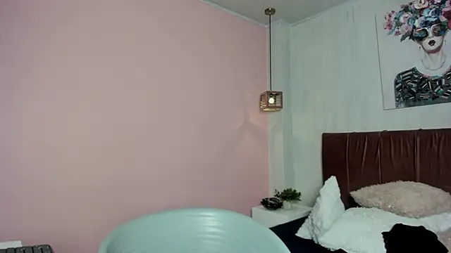 elisabethflores online show from 05/22/26, 07:30