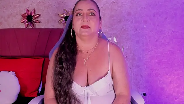 PalomaLombardi online show from 10/11/25, 08:07