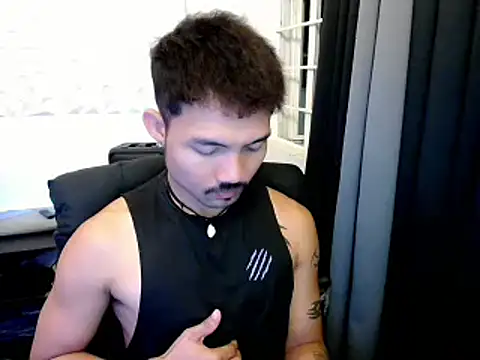 Snapshot of Thefriskyasian chatting on 10/23/25, 01:10 Thefriskyasian online show from 10/23/25, 01:10