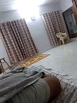 Desiandaj online show from 10/31/25, 04:19