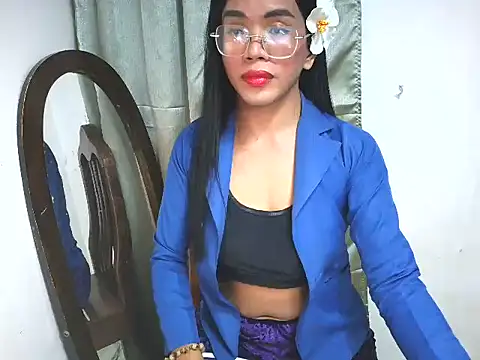  karie online show from 10/14/25, 01:23