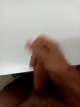 Snapshot of piciupiciu94 chatting on 09/17/25, 05:42 piciupiciu94 online show from 09/17/25, 05:42