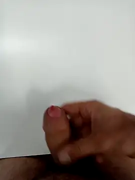 Snapshot of piciupiciu94 chatting on 10/04/25, 10:35 piciupiciu94 online show from 10/04/25, 10:35