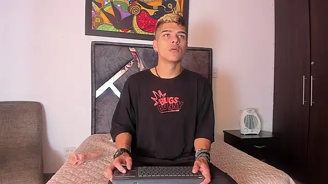 wyatt 3 online show from 10/13/25, 12:16