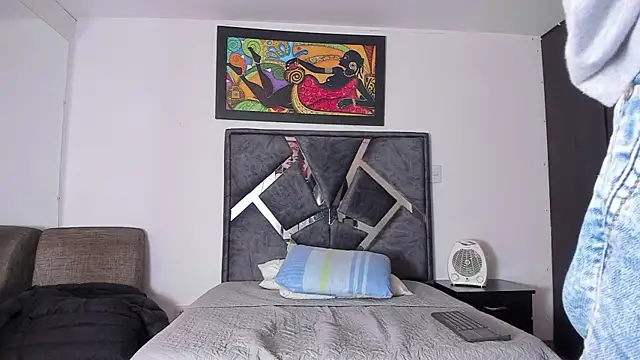 wyatt 3 online show from 10/28/25, 12:30