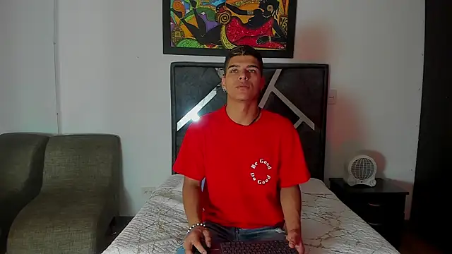 wyatt 3 online show from 11/04/25, 12:04