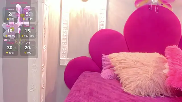 Snapshot of Saammy_17 chatting on 11/24/25, 08:41 Saammy 17 online show from 11/24/25, 08:41