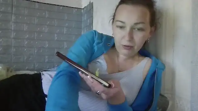 DanaNeon online show from 04/13/26, 01:16