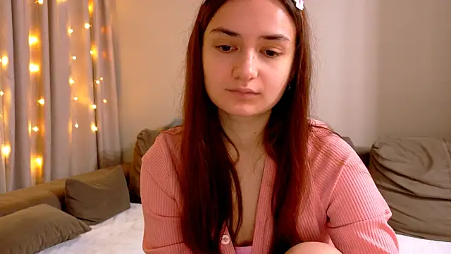 Lelia Vibe online show from 11/19/25, 01:16