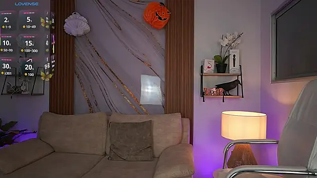 MilaCrave online show from 10/21/25, 11:33