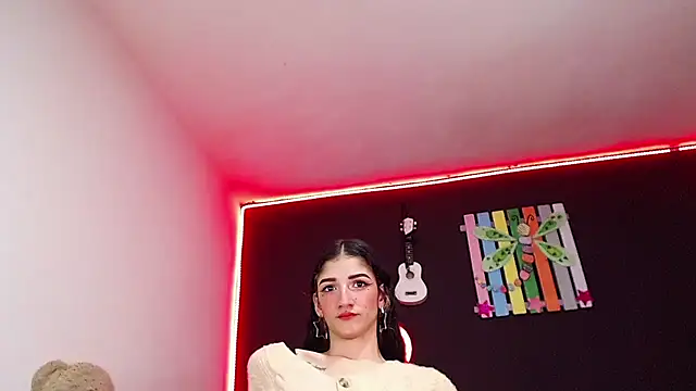 Snapshot of ingrid_zese_ chatting on 09/10/25, 08:31 ingrid zese online show from 09/10/25, 08:31