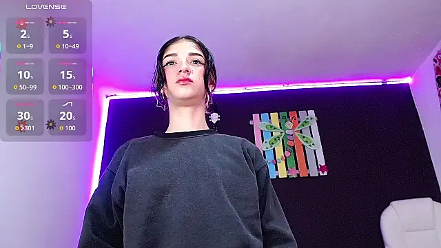 Snapshot of ingrid_zese_ chatting on 09/30/25, 01:05 ingrid zese online show from 09/30/25, 01:05