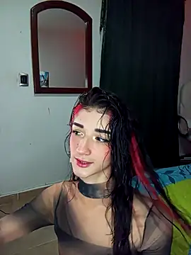 Snapshot of ingrid_zese_ chatting on 11/13/25, 07:02 ingrid zese online show from 11/13/25, 07:02