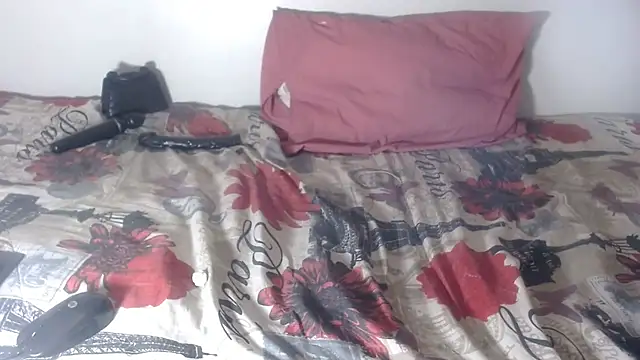 TALLHORNYBEAR online show from 09/16/25, 08:43