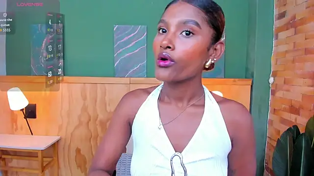 halleylorens online show from 02/19/26, 07:10