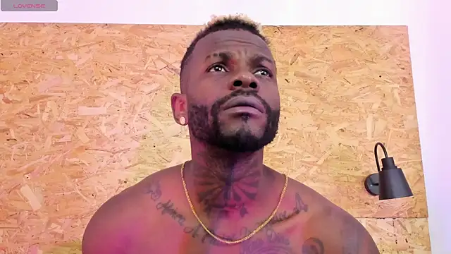 santiblack7 online show from 10/16/25, 06:31