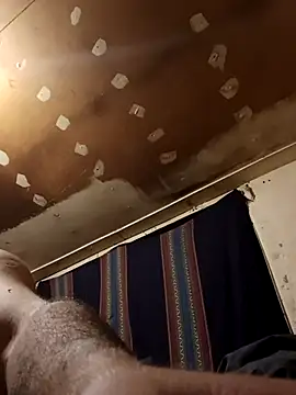 lucho2328 online show from 10/20/25, 01:39