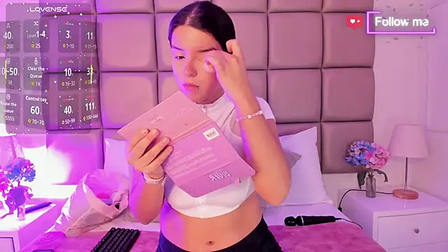 MiaMillers1 online show from 01/16/26, 11:25