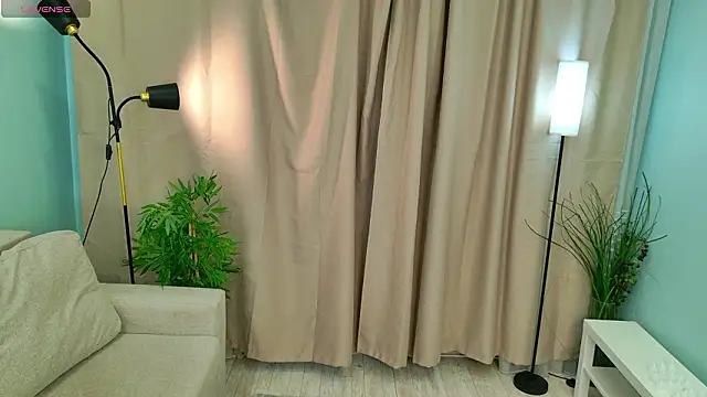 lisabaus online show from 02/09/26, 07:23