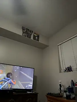 Snapshot of mrredcorn chatting on 10/24/25, 02:41 mrredcorn online show from 10/24/25, 02:41