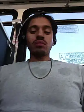 Snapshot of mrredcorn chatting on 11/07/25, 04:51 mrredcorn online show from 11/07/25, 04:51