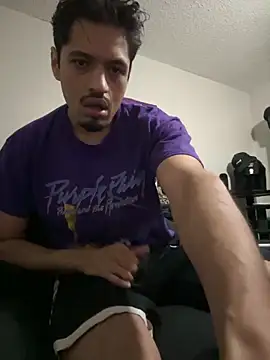 Snapshot of mrredcorn chatting on 11/23/25, 02:06 mrredcorn online show from 11/23/25, 02:06