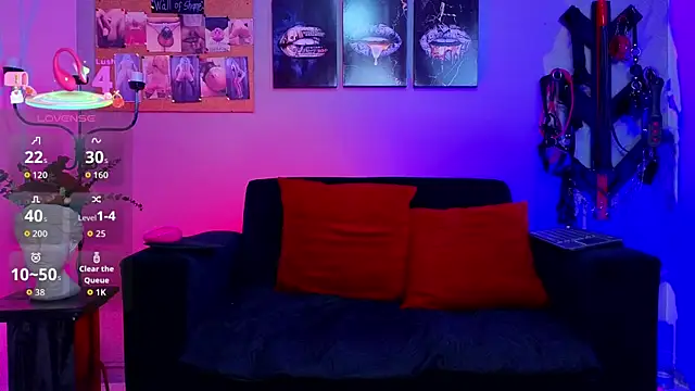 JulietthNoir online show from 10/05/25, 01:26