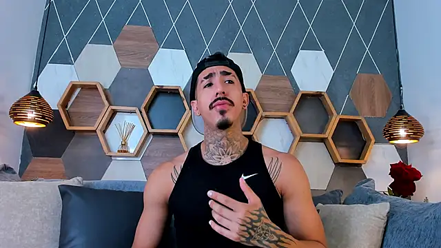 Donovan Desmond online show from 09/11/25, 08:20