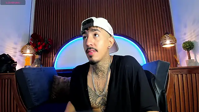 Donovan Desmond online show from 11/15/25, 09:11