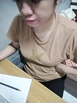 Mie rose online show from 10/01/25, 02:17