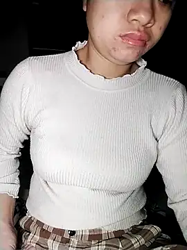 Mie rose online show from 11/20/25, 10:20