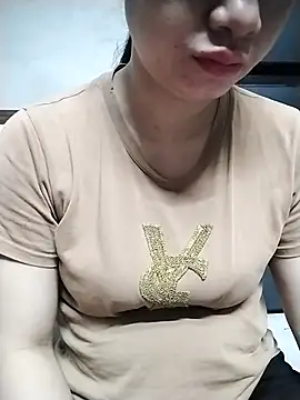 Mie rose online show from 04/10/26, 12:05