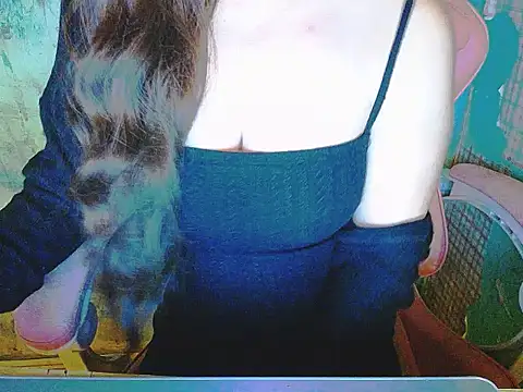 ahoa Tk online show from 11/21/25, 06:06