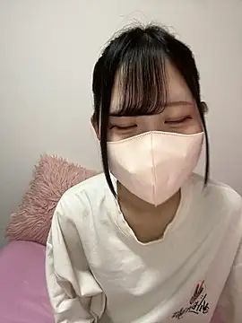 noa uxu online show from 09/30/25, 01:10