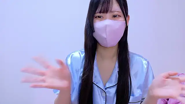 noa uxu online show from 12/03/25, 02:41