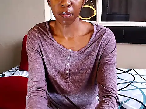 PetiteEbonyBabe online show from 09/28/25, 07:36