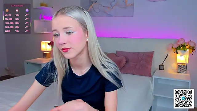 Anellyball online show from 12/17/25, 10:32