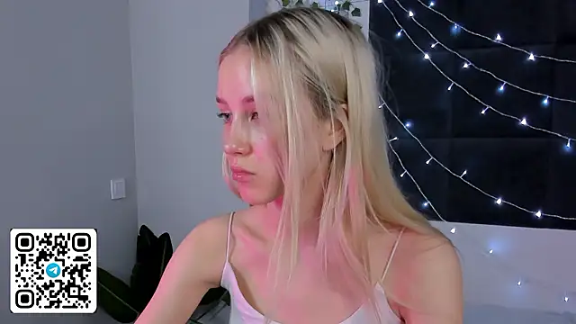 Anellyball online show from 03/18/26, 09:12