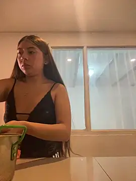 Sara-cooper2 online show from 09/17/25, 03:03