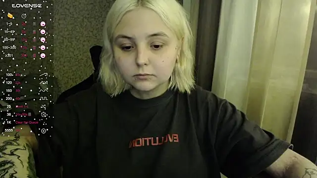 Snapshot of vendymories chatting on 09/09/25, 11:59 vendymories online show from 09/09/25, 11:59