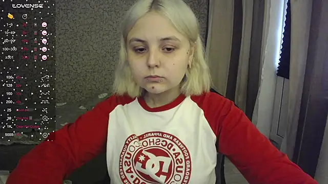 Snapshot of vendymories chatting on 09/13/25, 09:53 vendymories online show from 09/13/25, 09:53