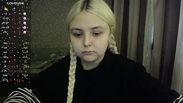 Snapshot of vendymories chatting on 10/06/25, 04:54 vendymories online show from 10/06/25, 04:54