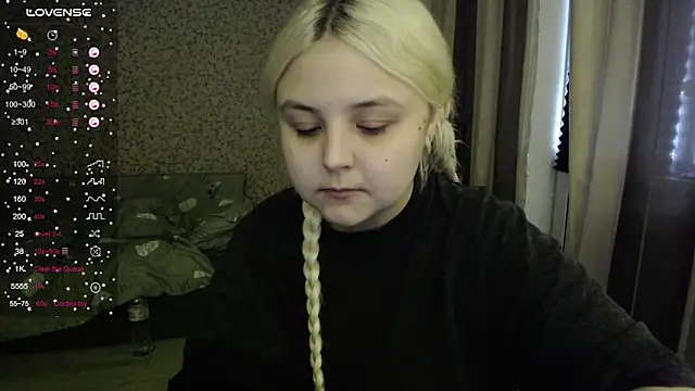 Snapshot of vendymories chatting on 10/10/25, 08:13 vendymories online show from 10/10/25, 08:13