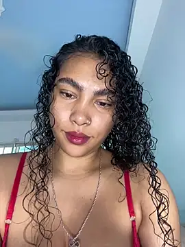 Snapshot of SophieD chatting on 04/22/26, 12:07 SophieD online show from 04/22/26, 12:07