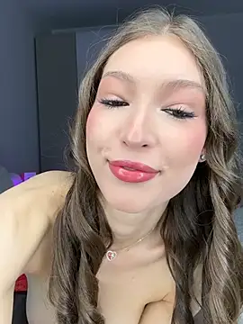 AngelLeeen online show from 04/06/26, 05:08