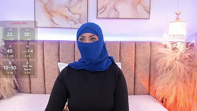 azza   online show from 11/15/25, 12:23