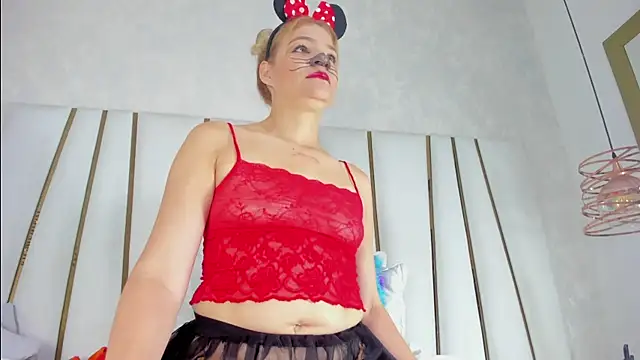 bonnie sm online show from 10/25/25, 11:51