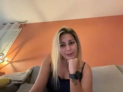 minettedusud online show from 09/17/25, 10:17